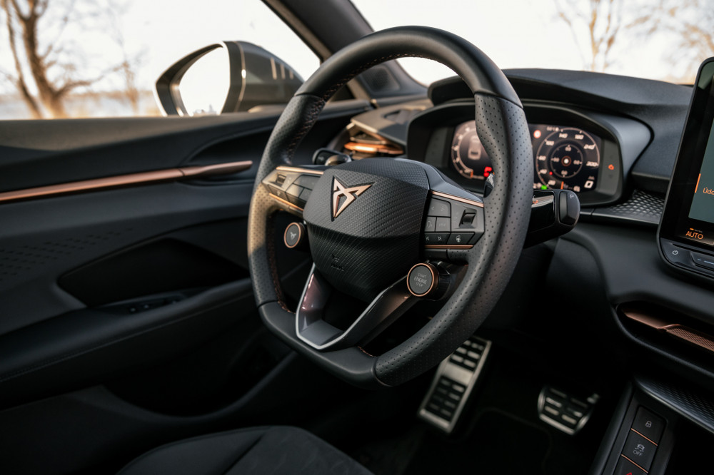 CUPRA Terramar 1,5 eTSI